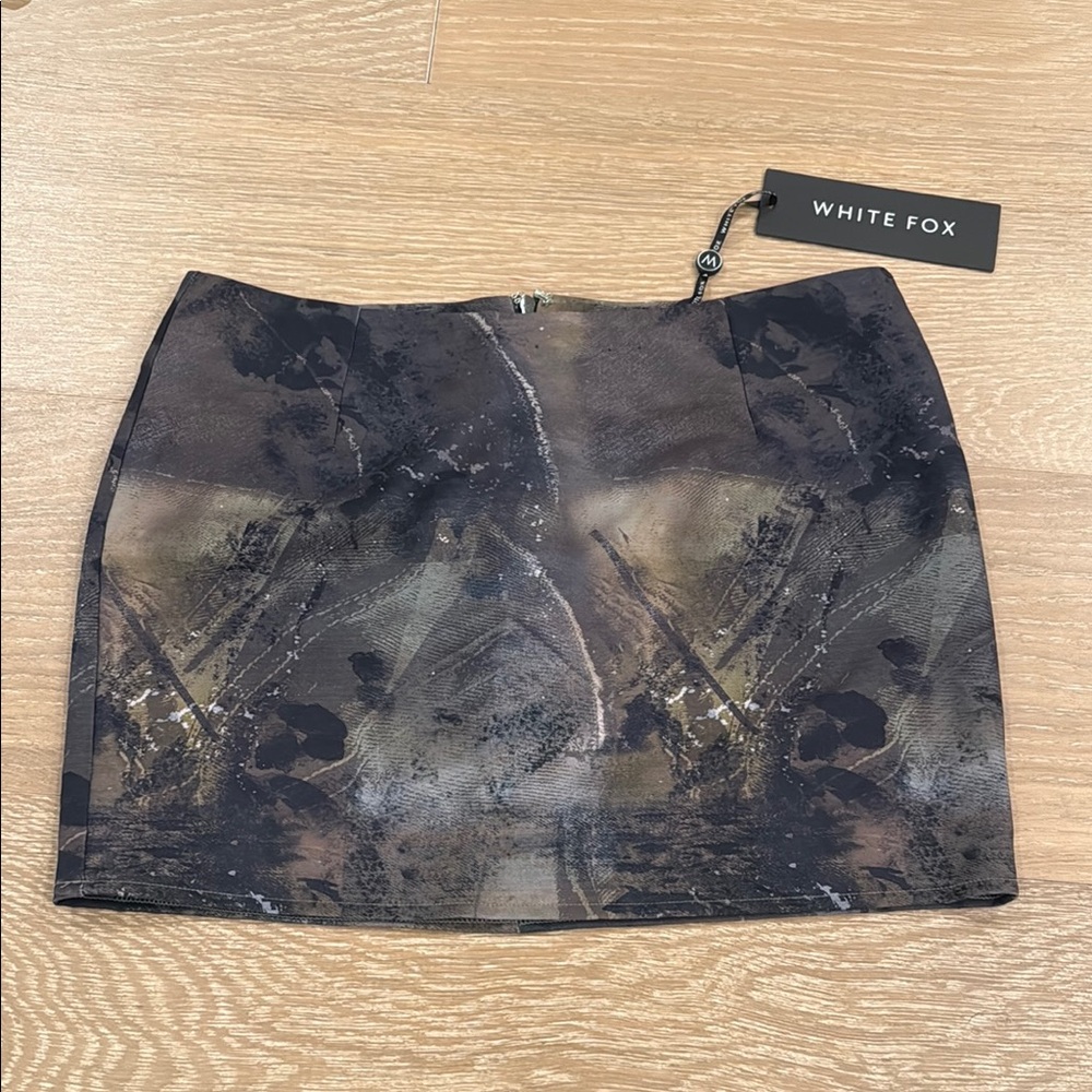 WHITE FOX Women's camo Skirt
